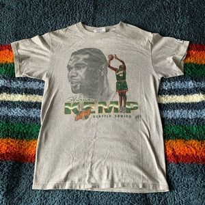 Vintage Lee Sport Shawn Kemp Seattle SuperSonics Tee.